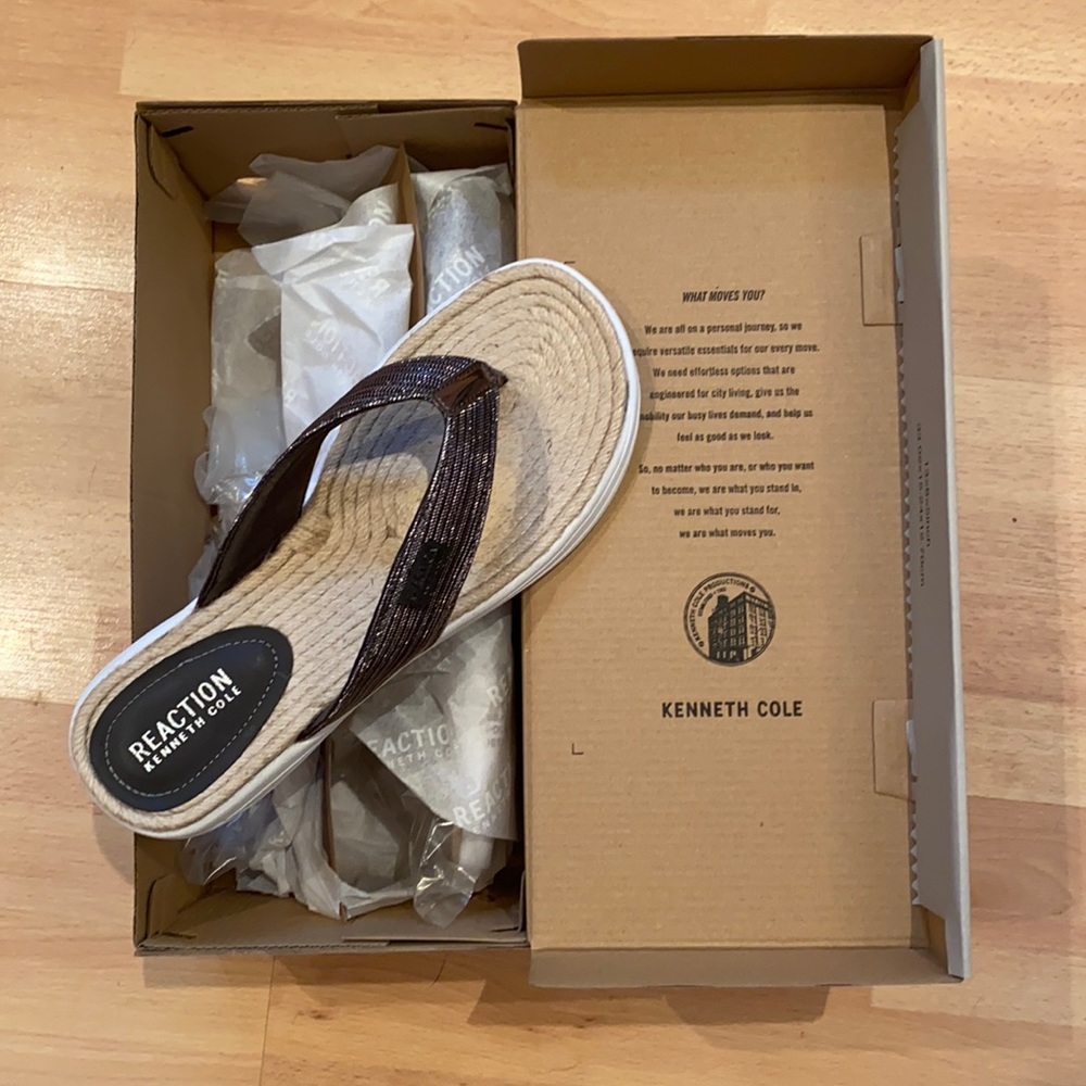 Kenneth Cole Sandals